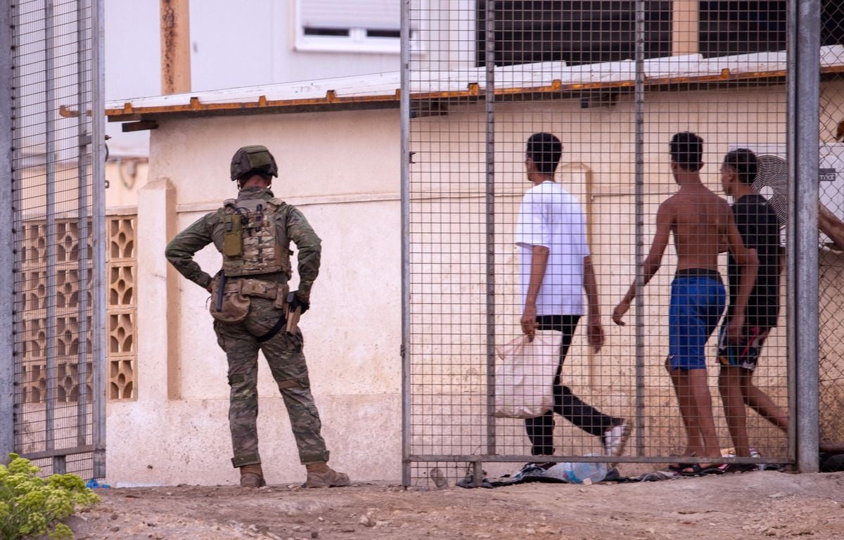 REPORTAGE. "C’était une mer de migrants": traumatisée, Ceuta reprend son souffle après que la plupart des candidats à l'émigration est repartie