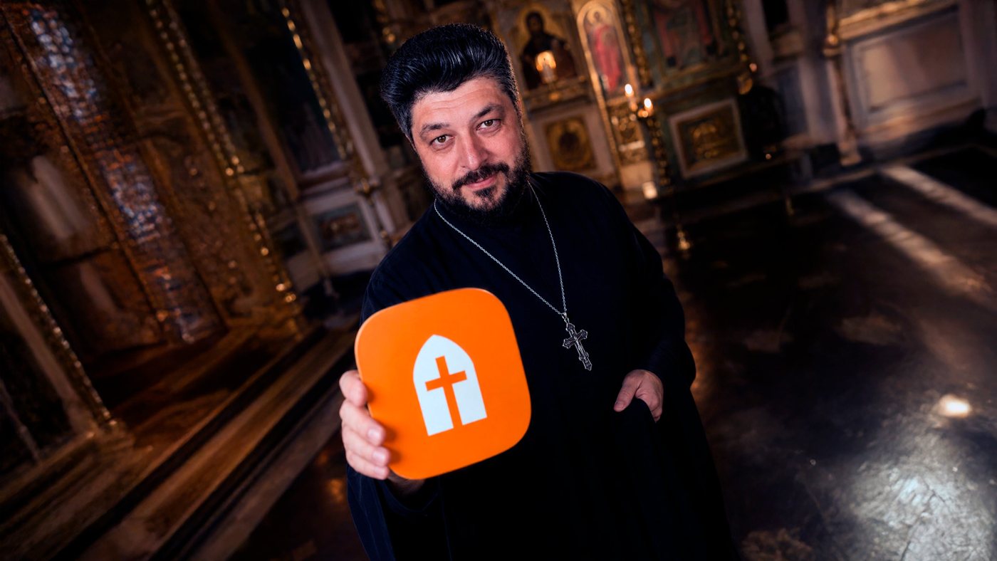 Un prêtre orthodoxe ukrainien lance un réseau social chrétien baptisé D.O.M.