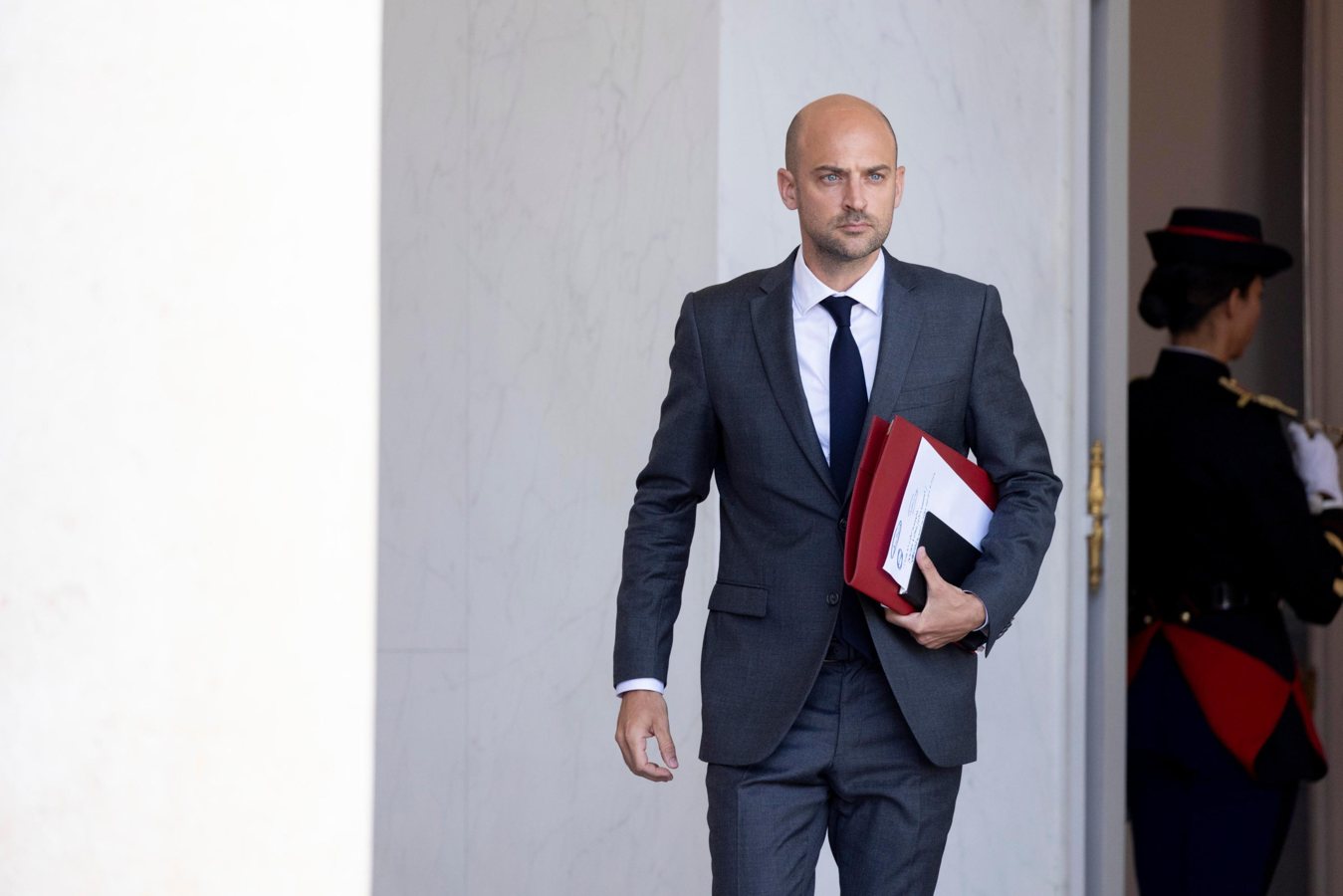 Deux agents de l'ambassade de France à Téhéran victimes d'une « action d'intimidation extrêmement grave »
