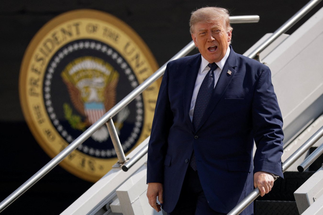 Donald Trump accuse le Canada d'être responsable de la pollution de l'air aux États-Unis