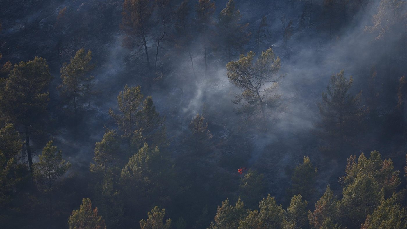 Sébastien Lecornu annonce que les incendies en France sont « globalement sous contrôle »