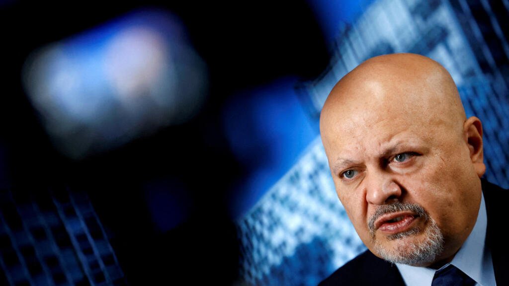 Accusé d’agression sexuelle, le procureur de la Cour pénale internationale Karim Khan relevé de ses fonctions