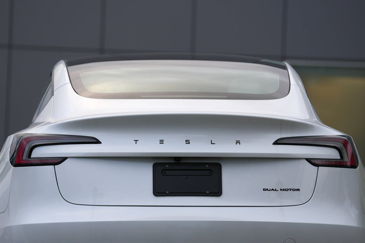 Baisse des bénéfices de Tesla malgré une hausse des ventes de véhicules