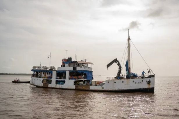 Naufrage du ferry MV Barima au Guyana: 116 personnes à bord, une vaste opération de sauvetage en cours