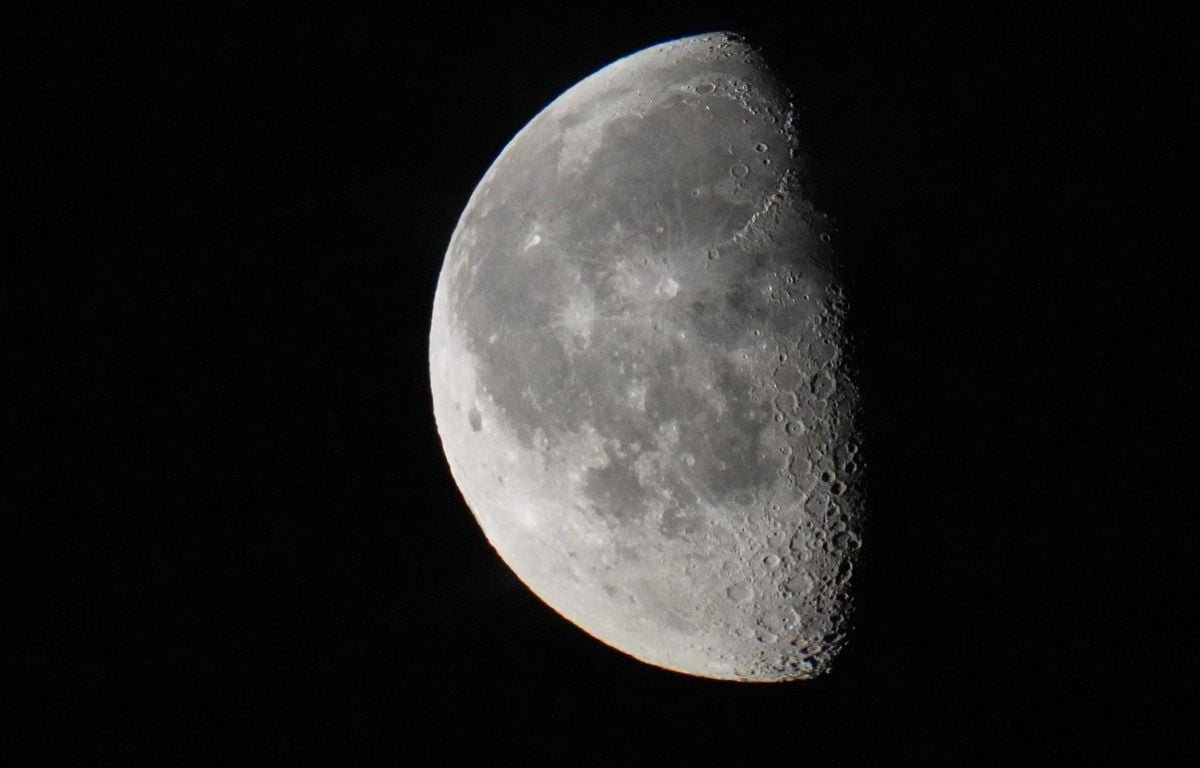 Un étage de fusée Falcon 9 de SpaceX va s’écraser sur la Lune