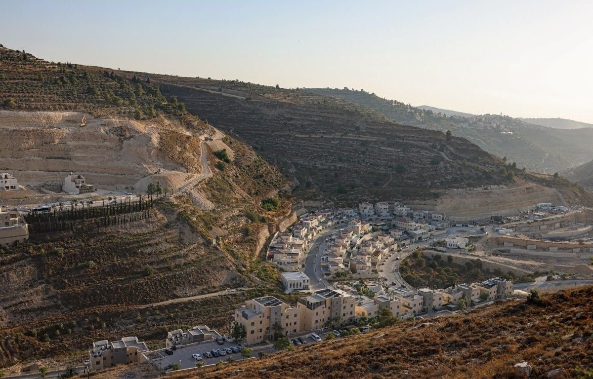 Hantavirus: séjour en France, charge virage faible… Ce que l’on sait du patient franco-argentin isolé en Espagne
