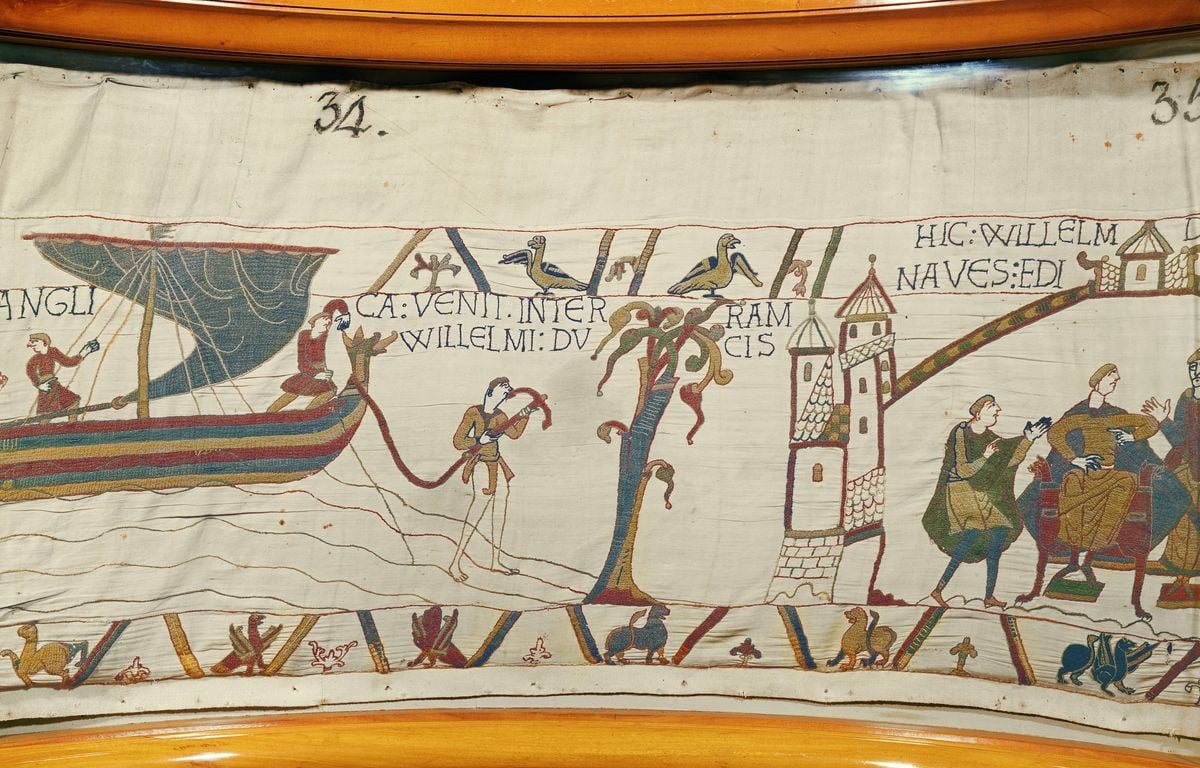 Le transfert de la tapisserie de Bayeux vers le British Museum de Londres a débuté